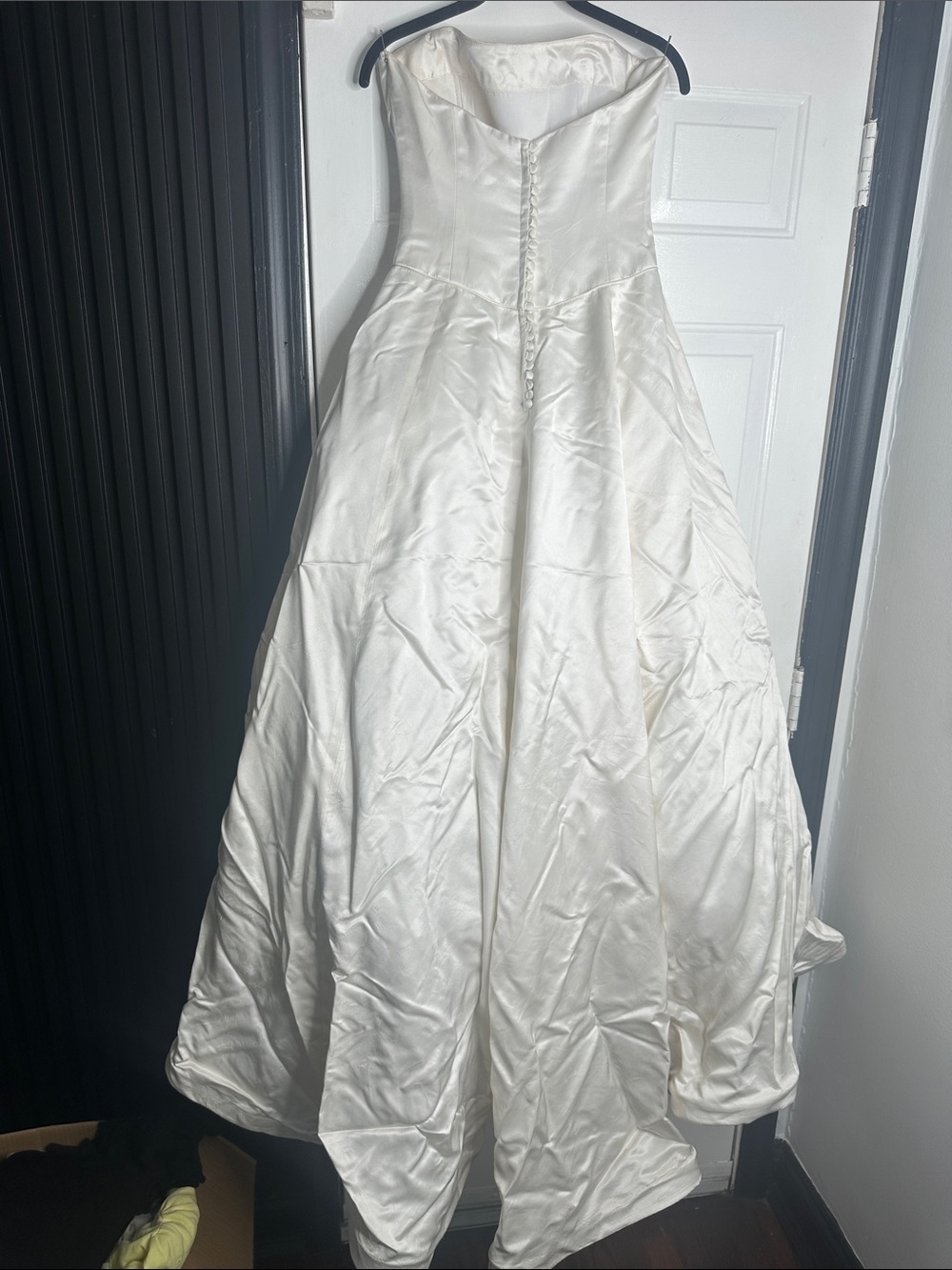 Classic Strapless White Bridal Ball Gown Dress - Picture 4 of 17